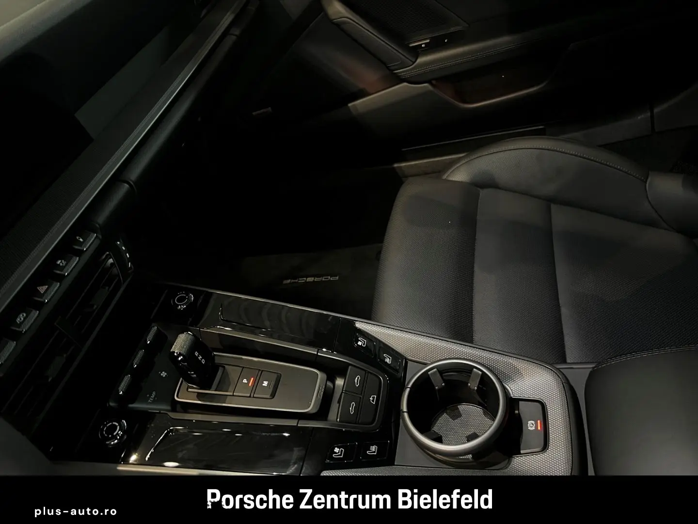 PORSCHE 992 911 Carrera Cabriolet InnoDrive Sportabgas