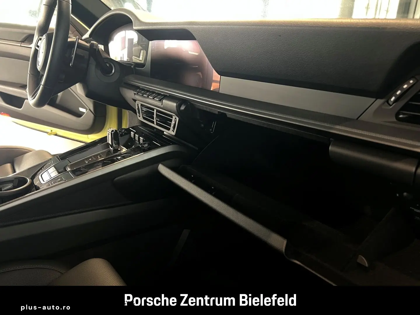 PORSCHE 992 911 Carrera Cabriolet InnoDrive Sportabgas