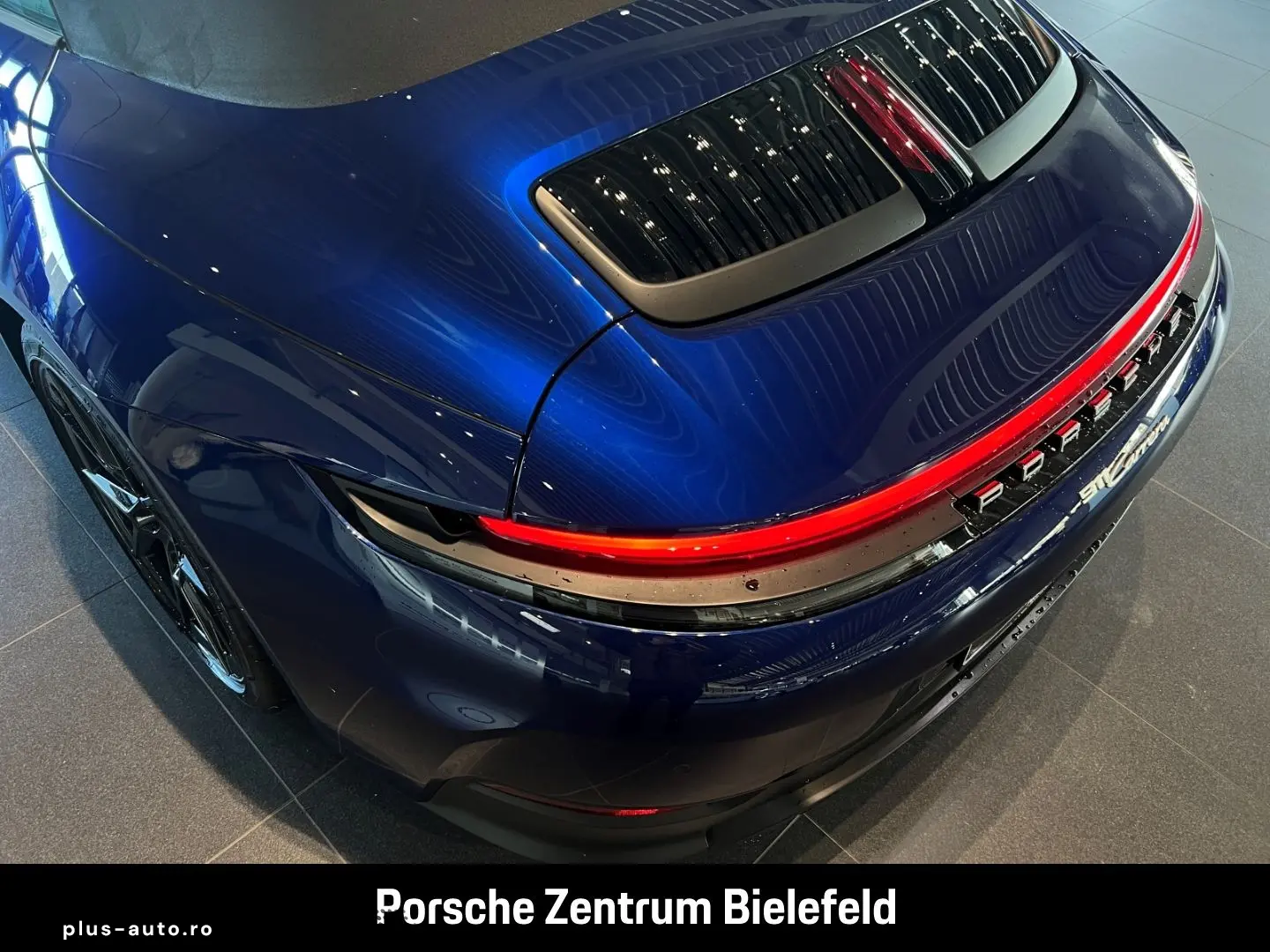 PORSCHE 992 911 Carrera Cabriolet InnoDrive Sportabgas