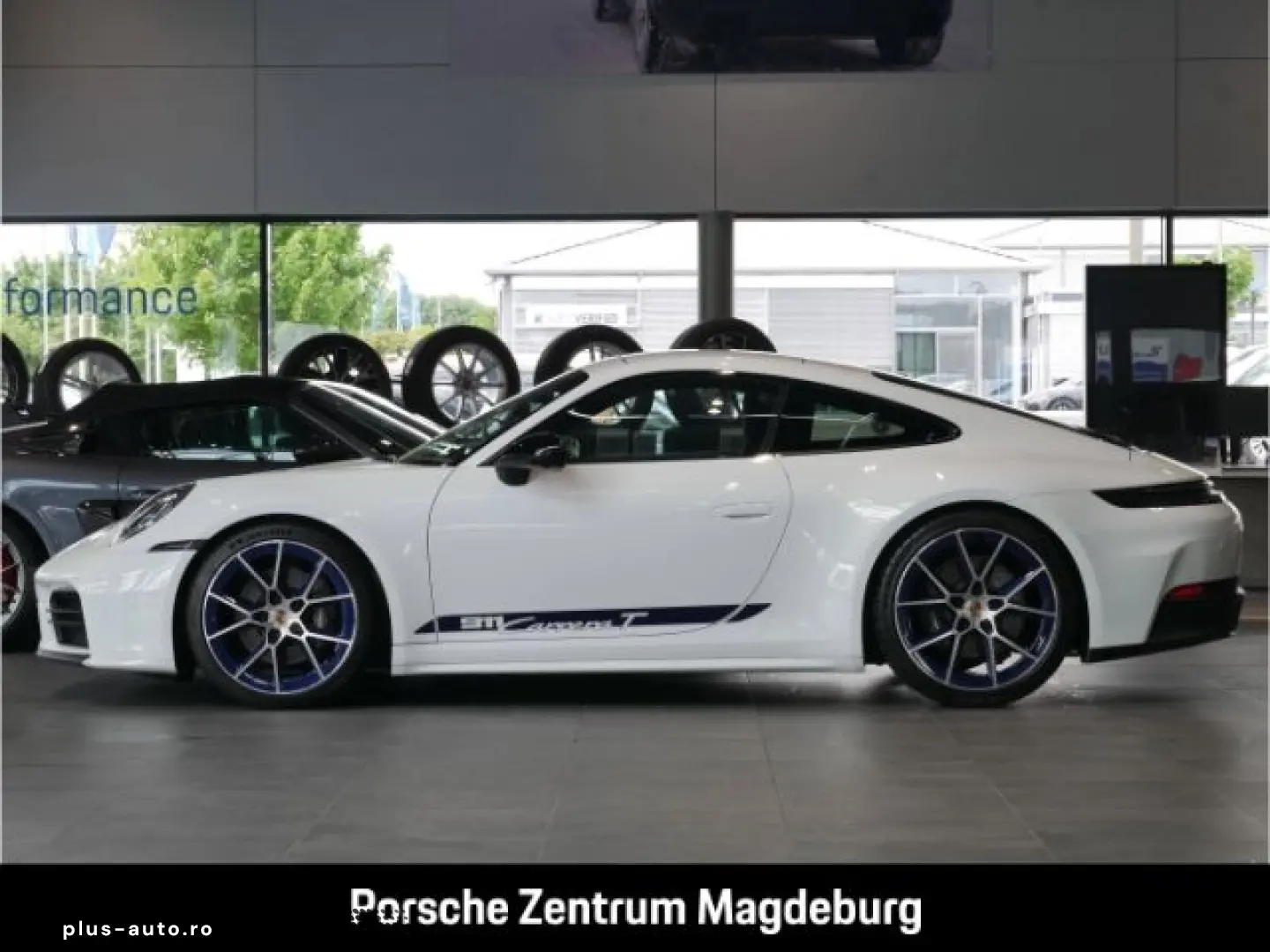PORSCHE 992 -2 (911) Carrera T BOSE LIFT HD-MATRIX LED