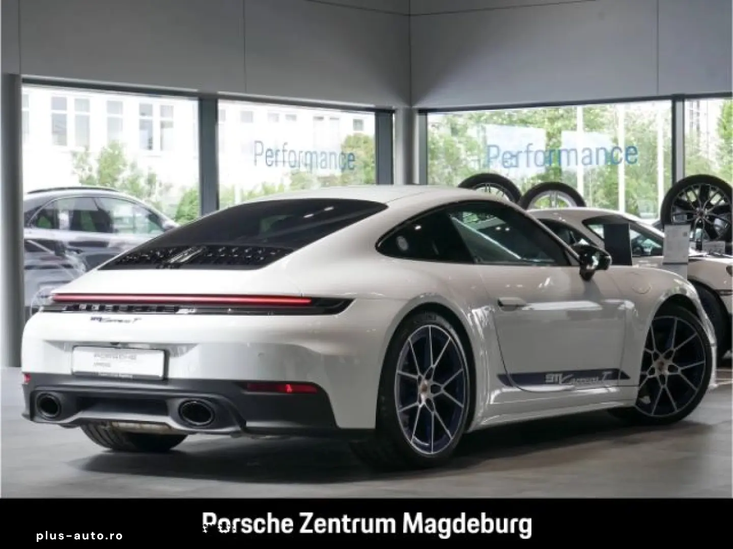 PORSCHE 992 -2 (911) Carrera T BOSE LIFT HD-MATRIX LED