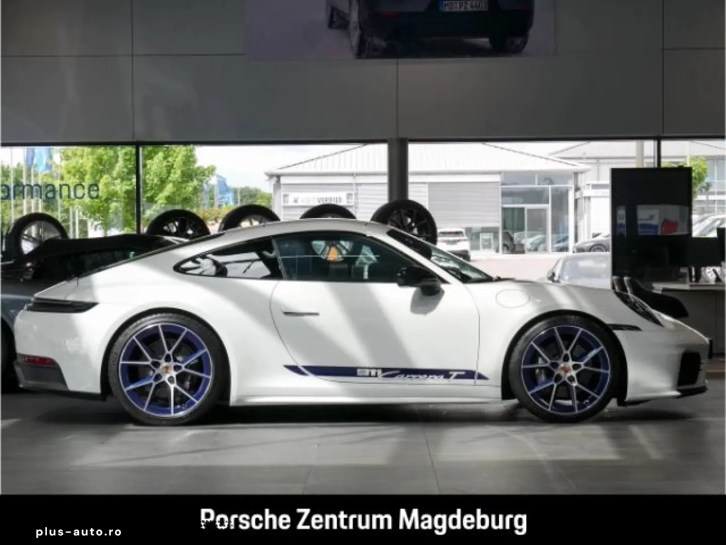 PORSCHE 992 -2 (911) Carrera T BOSE LIFT HD-MATRIX LED
