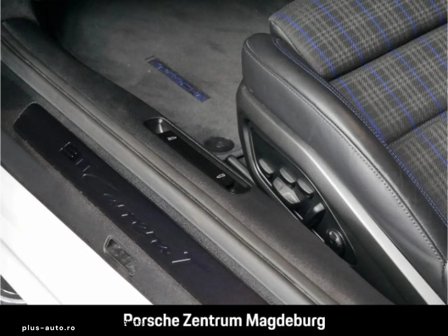 PORSCHE 992 -2 (911) Carrera T BOSE LIFT HD-MATRIX LED