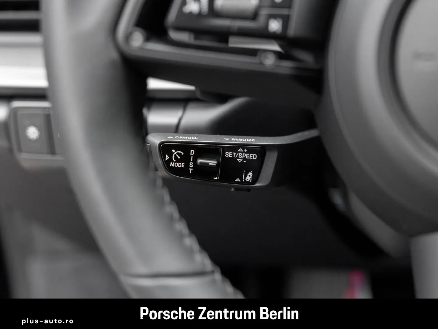 PORSCHE 992 911 Carrera Liftsystem-VA InnoDrive BOSE