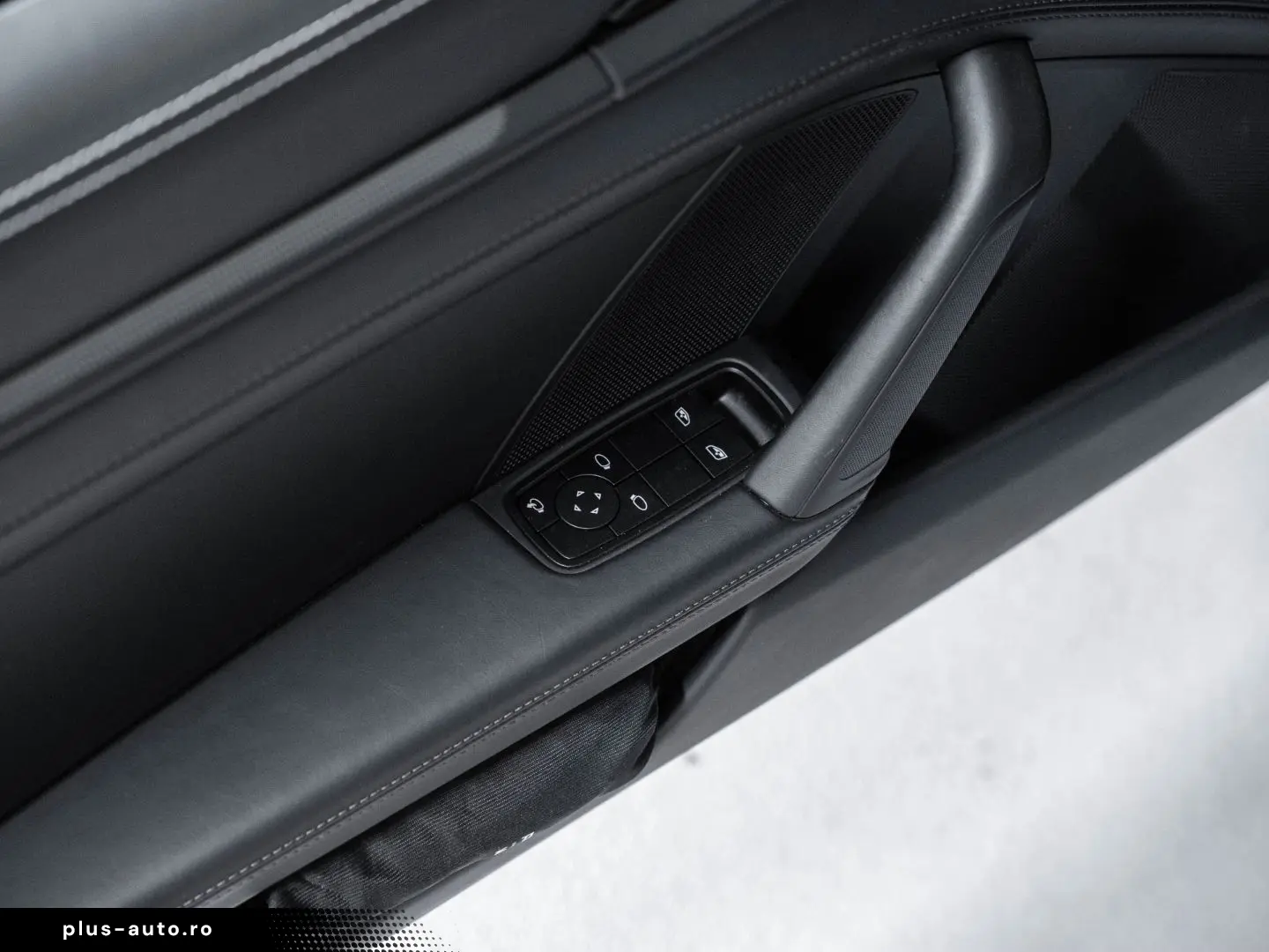 PORSCHE 992 Carrera Abstandsregeltempostat Schiebedach
