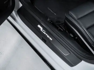 PORSCHE 992 Carrera Abstandsregeltempostat Schiebedach