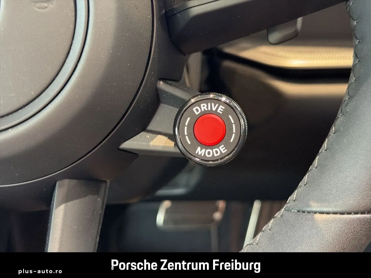 PORSCHE 992 911 Carrera Cabrio Sportabgas Surround-View