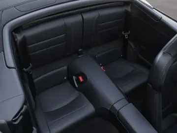 PORSCHE 992 911 Carrera Cabrio InnoDrive Sportabgas BOSE