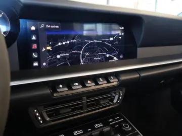 PORSCHE 992 Carrera GTS Cabrio Matrix 18-Wege 360