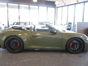 PORSCHE 992 Carrera GTS Cabrio Matrix 18-Wege 360