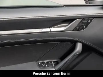 PORSCHE 992 911 Carrera S Cabrio HA-Lenkung InnoDrive