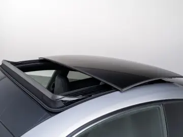 PORSCHE 992.2 Carrera GTS T-Hybrid  1 Hd. 4.800Km