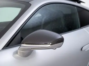 PORSCHE 992.2 Carrera GTS T-Hybrid  1 Hd. 4.800Km