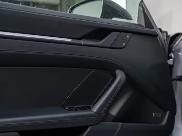 PORSCHE 992.2 Carrera GTS T-Hybrid  1 Hd. 4.800Km
