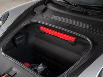 PORSCHE 992.2 Carrera GTS T-Hybrid  1 Hd. 4.800Km