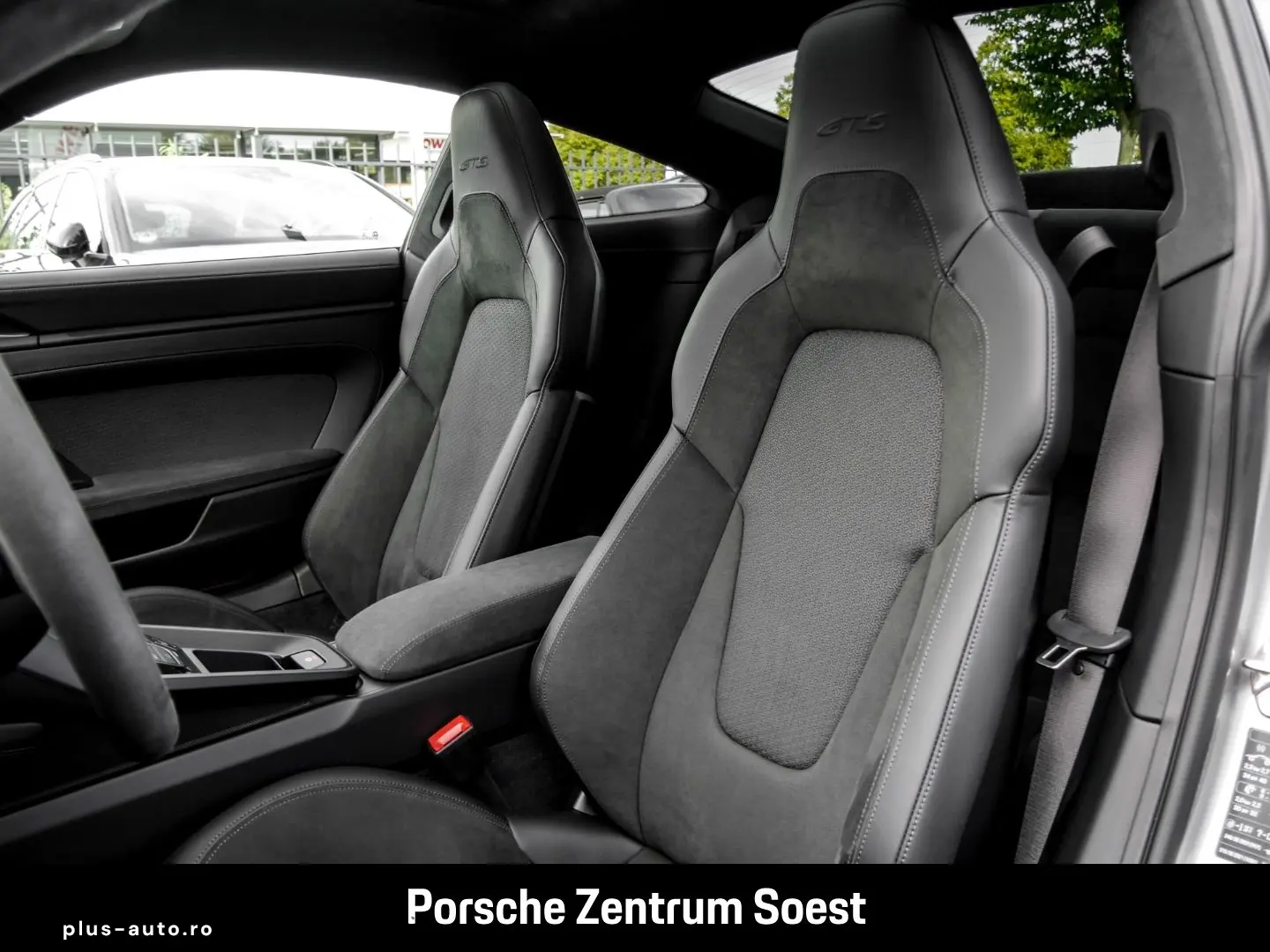 PORSCHE 992 Carrera GTS PASM Liftsystem Surround-View