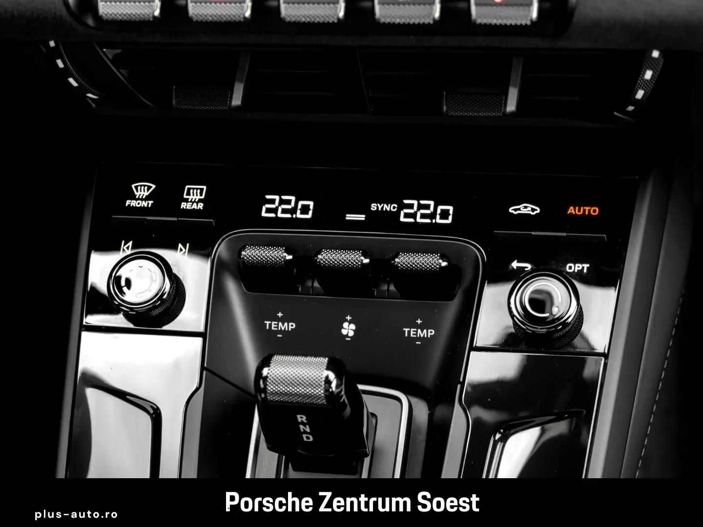 PORSCHE 992 Carrera GTS PASM Liftsystem Surround-View