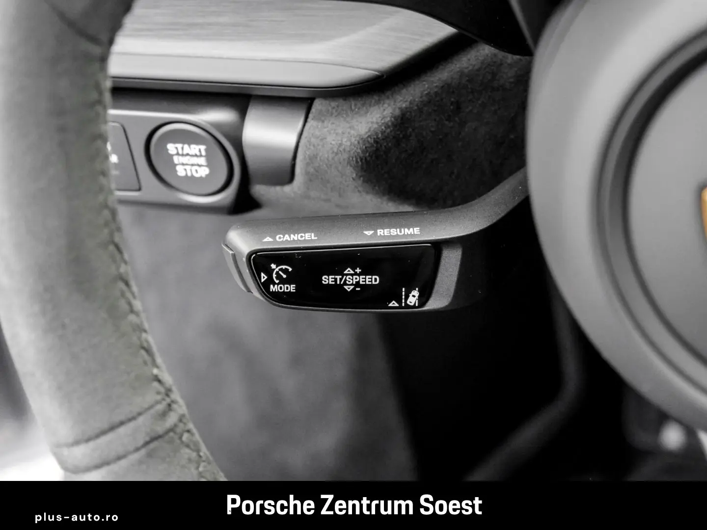 PORSCHE 992 Carrera GTS PASM Liftsystem Surround-View