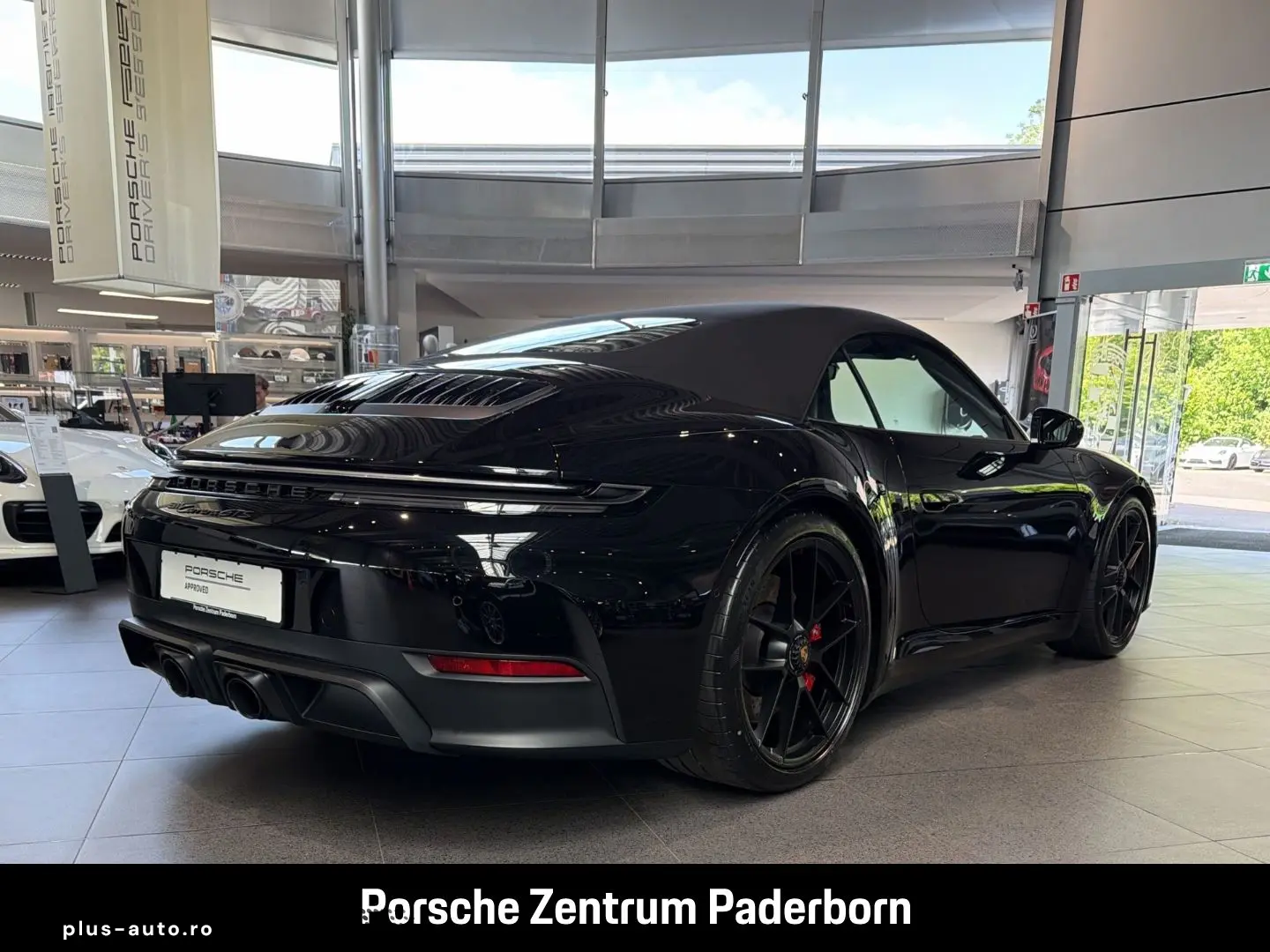 PORSCHE 992 911 Carrera GTS Cabrio Surround View BOSE