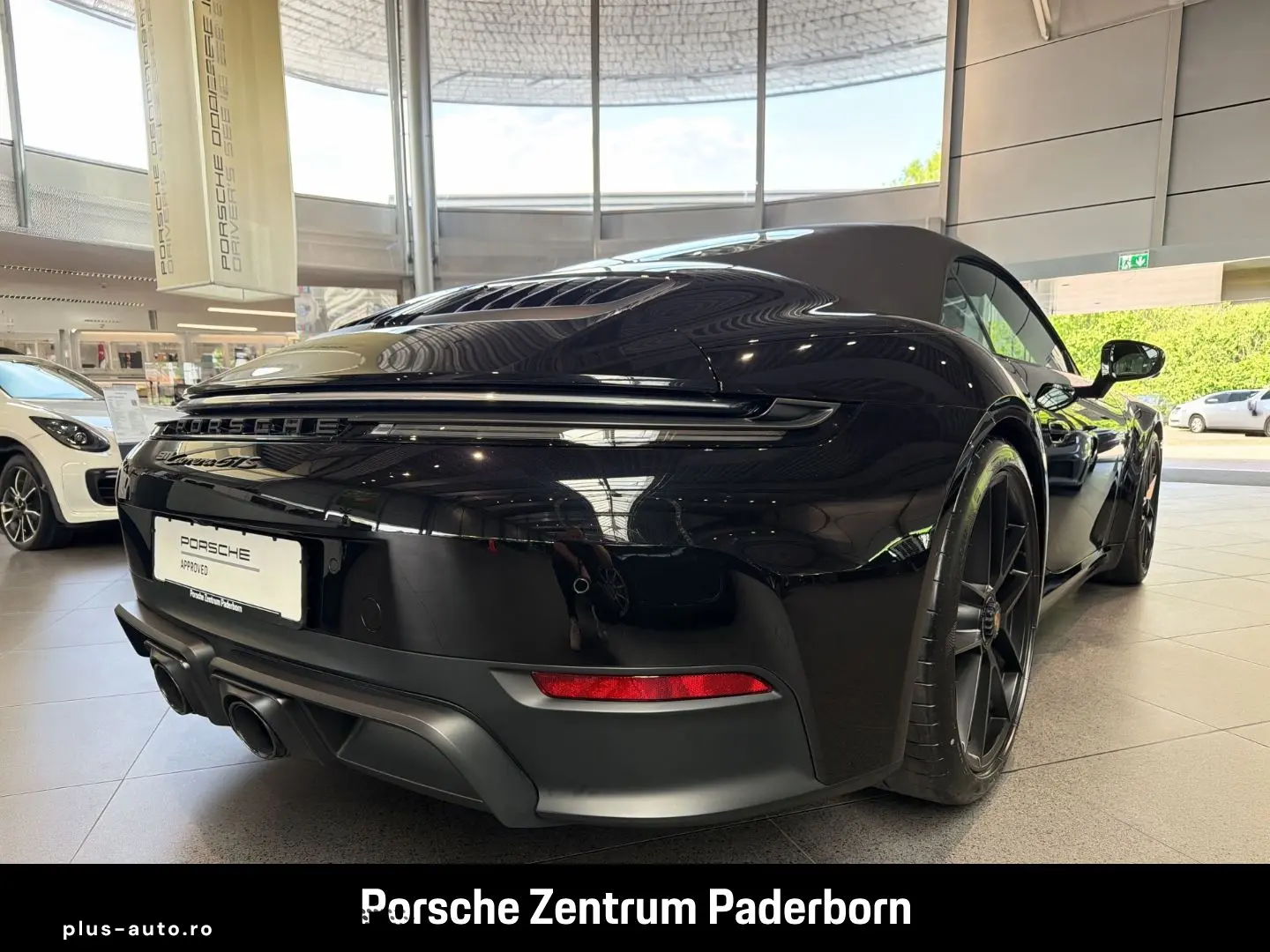 PORSCHE 992 911 Carrera GTS Cabrio Surround View BOSE