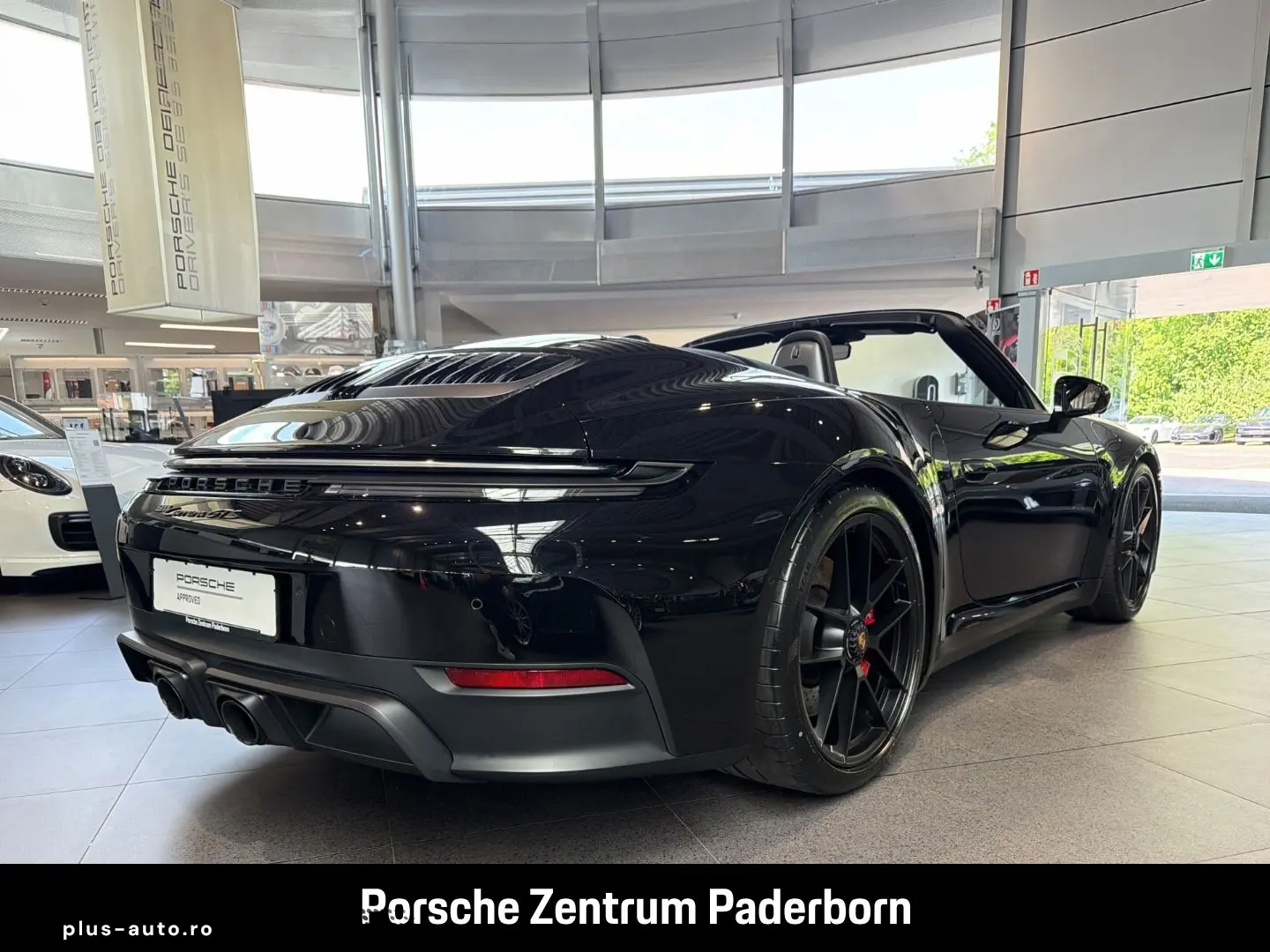 PORSCHE 992 911 Carrera GTS Cabrio Surround View BOSE