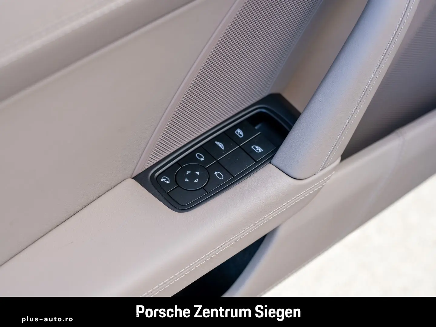 PORSCHE 992 Carrera GTS Cabriolet Lift Matrix Bose 360Sp