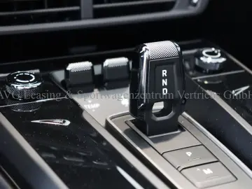 PORSCHE 992 .2 911 Carrera 4 GTS Cabrio NEW MY25