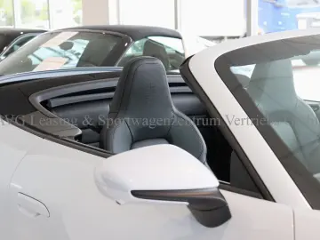 PORSCHE 992 .2 911 Carrera 4 GTS Cabrio NEW MY25
