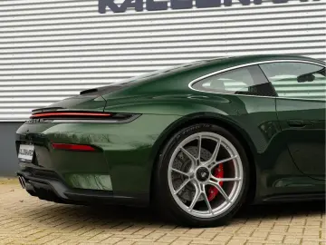 PORSCHE 992 4.0 GT3 Touring - 992.2 - Manual