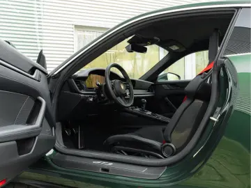 PORSCHE 992 4.0 GT3 Touring - 992.2 - Manual