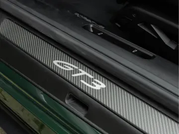 PORSCHE 992 4.0 GT3 Touring - 992.2 - Manual