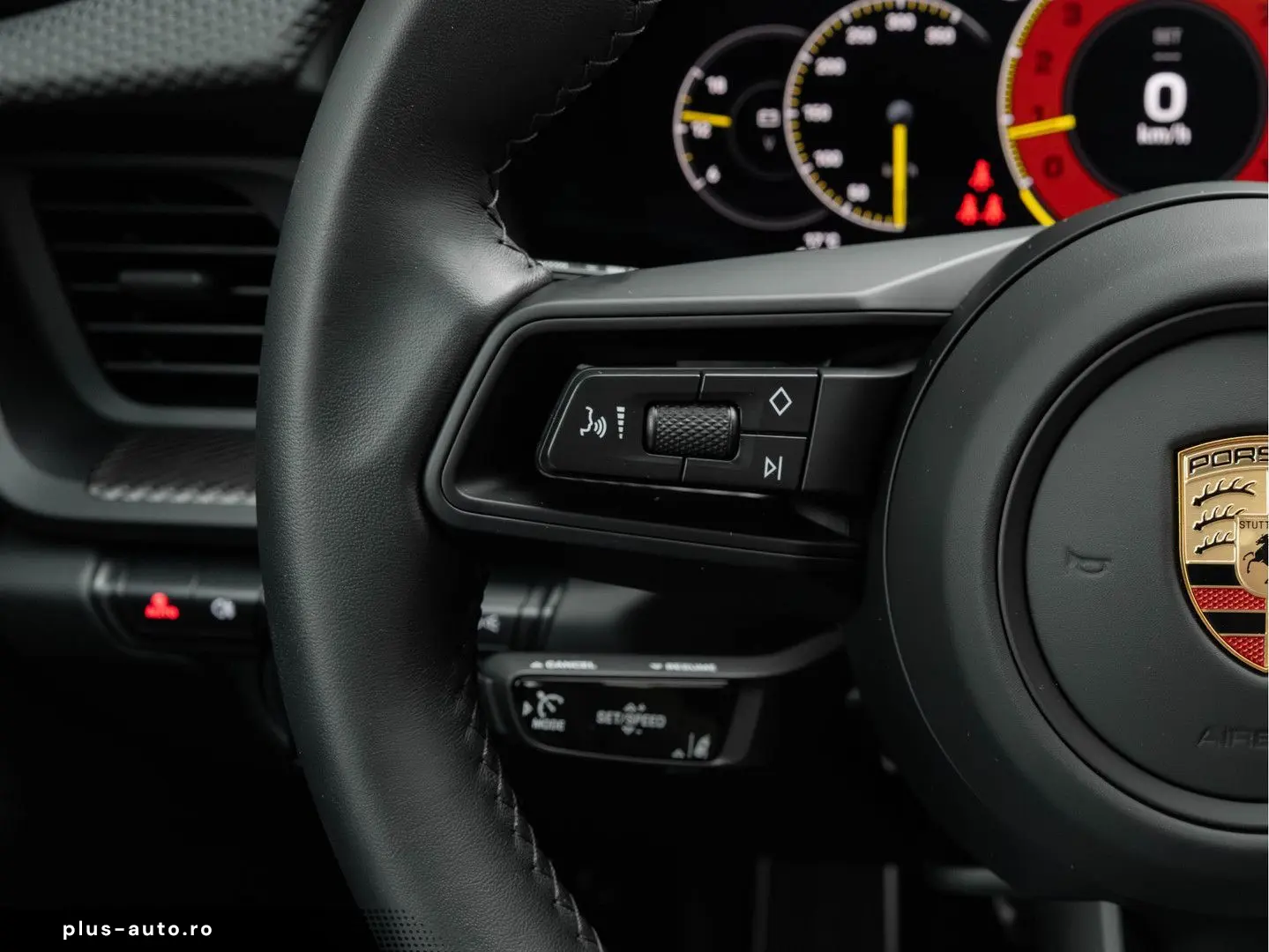 PORSCHE 992 4.0 GT3 Touring - 992.2 - Manual