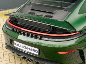 PORSCHE 992 4.0 GT3 Touring - 992.2 - Manual