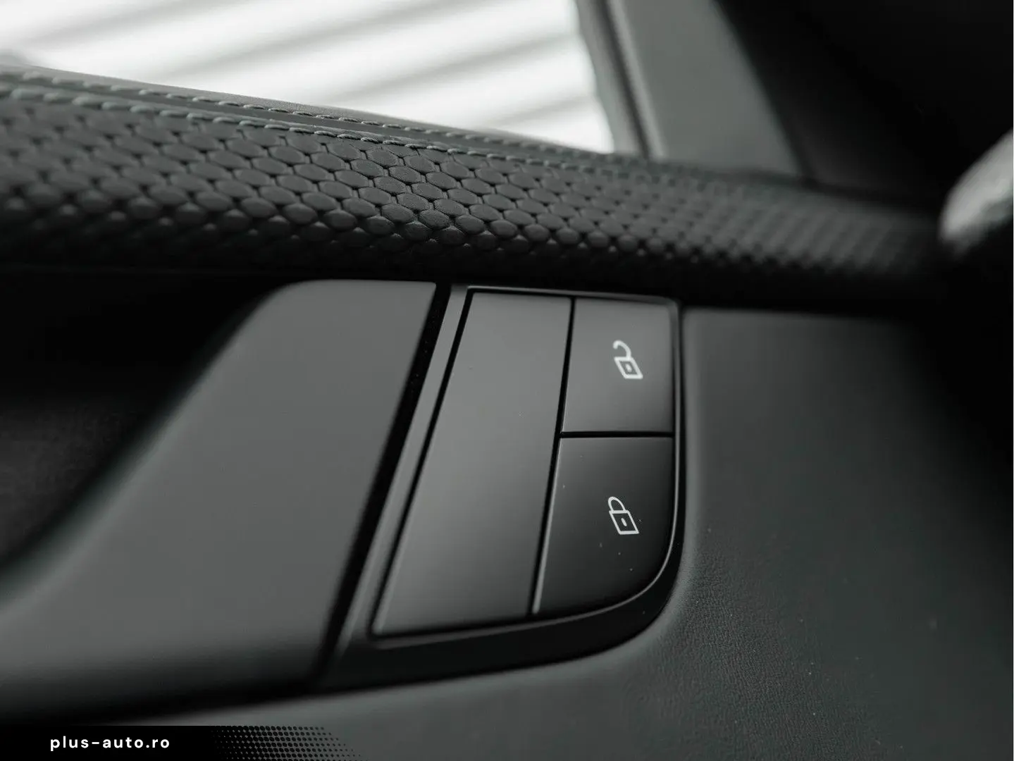 PORSCHE 992 4.0 GT3 Touring - 992.2 - Manual