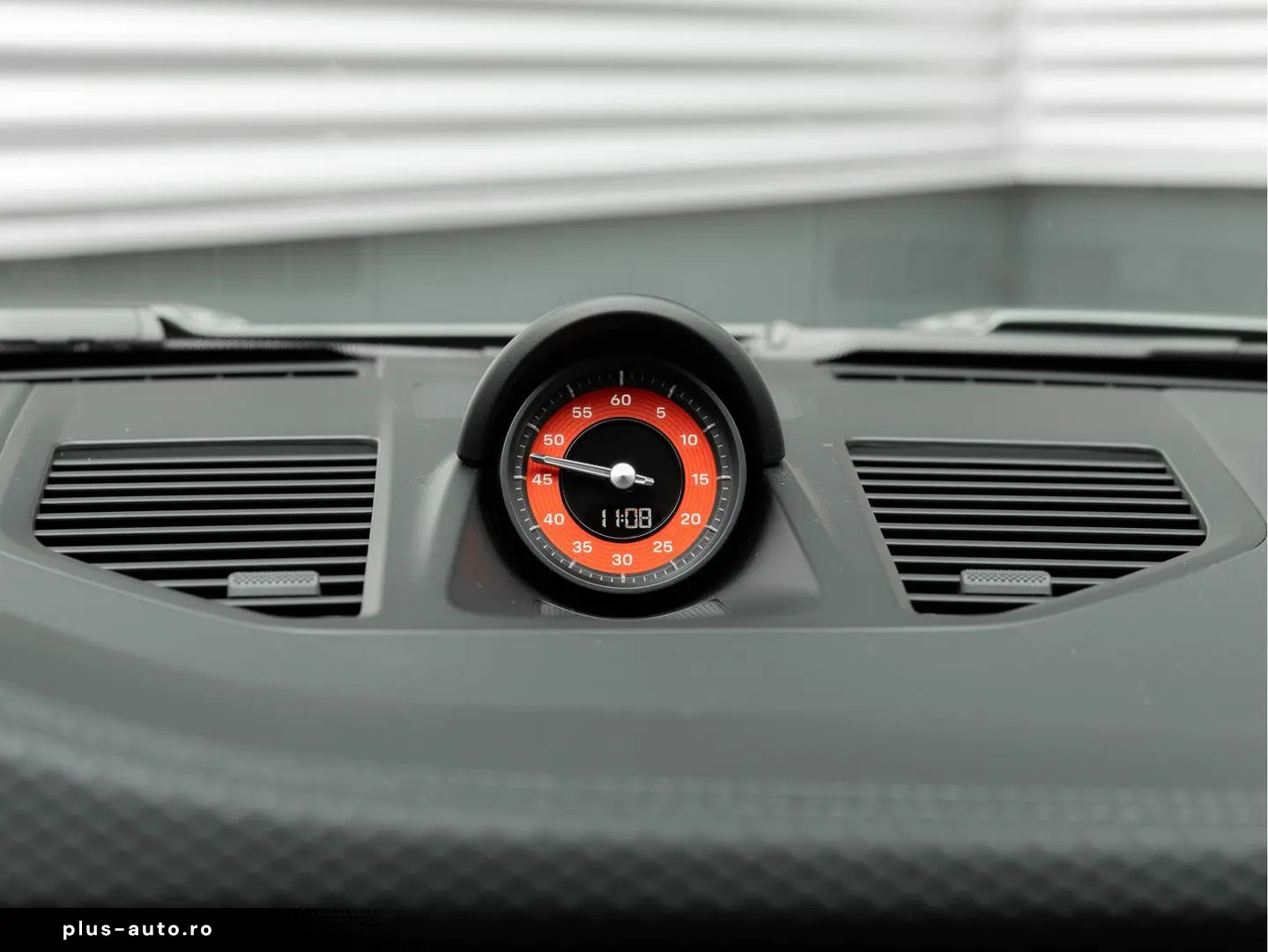 PORSCHE 992 4.0 GT3 Touring - 992.2 - Manual