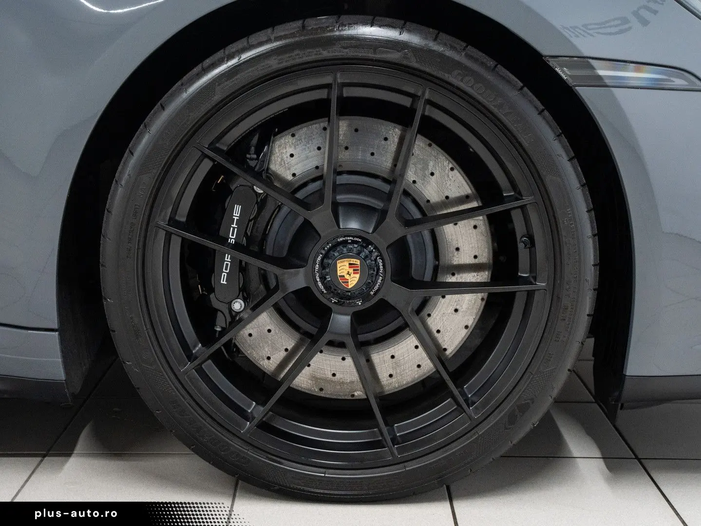PORSCHE 992 Targa 4 GTS
