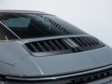 PORSCHE 992 Targa 4 GTS