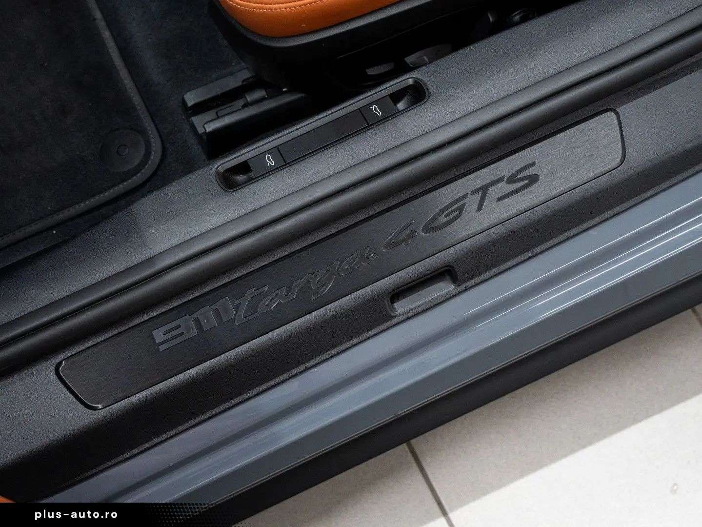 PORSCHE 992 Targa 4 GTS