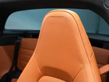 PORSCHE 992 Targa 4 GTS