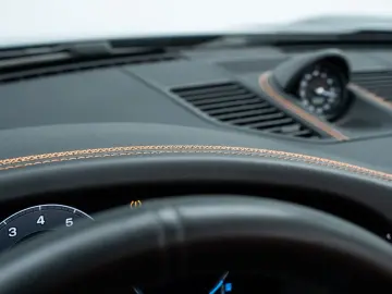 PORSCHE 992 Targa 4 GTS
