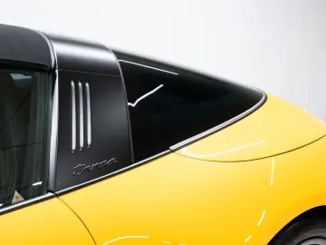 PORSCHE 992 Targa 4 GTS