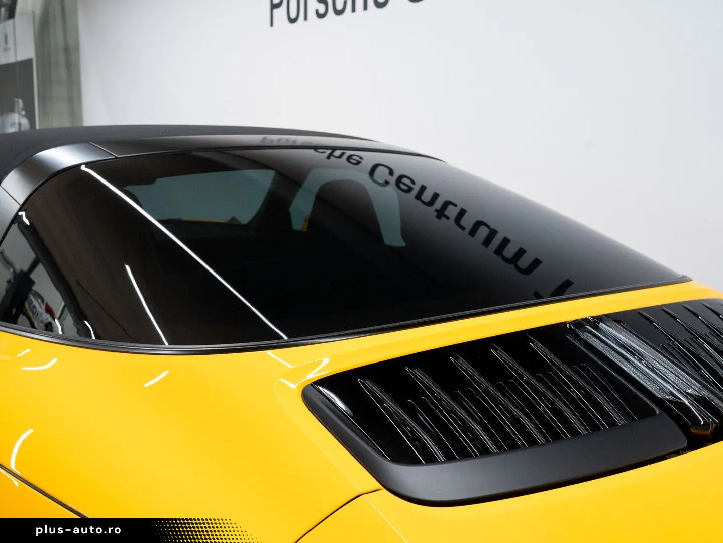 PORSCHE 992 Targa 4 GTS