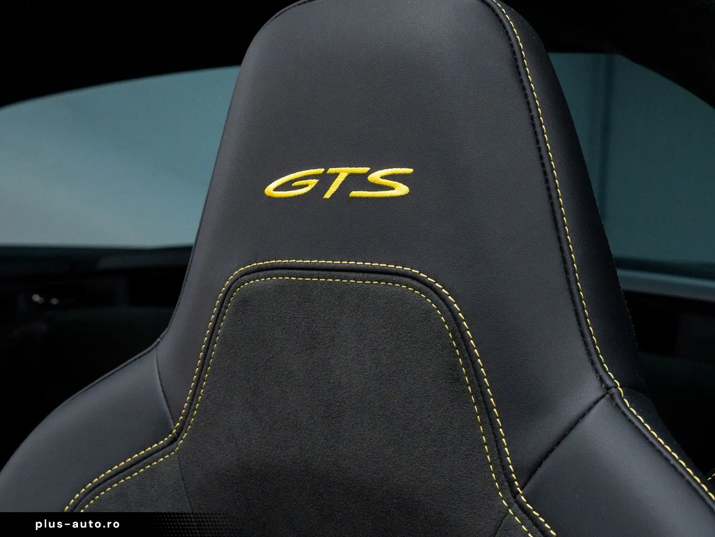 PORSCHE 992 Targa 4 GTS