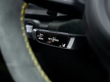 PORSCHE 992 Targa 4 GTS