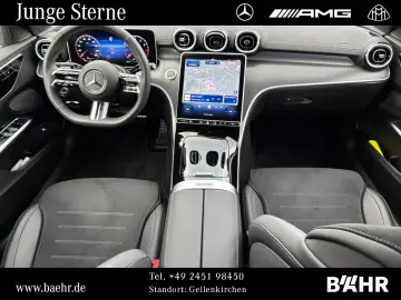 MERCEDES-BENZ C 180 AMG MBUX LED Pano Totwinkel Parktr. RFK