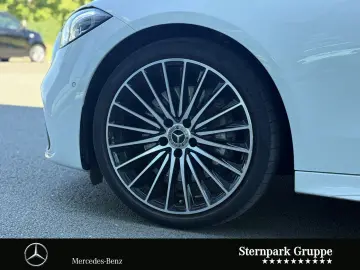 MERCEDES-BENZ C 180 AMG Edition Pano Burm Memory Gre…