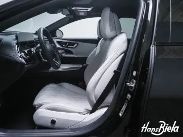 MERCEDES-BENZ E 300 de 4M AMG Prem  20  Night Pano S…