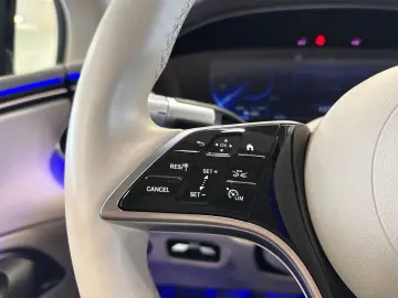 MERCEDES-BENZ EQS 450 4Matic AMG Premium Plus