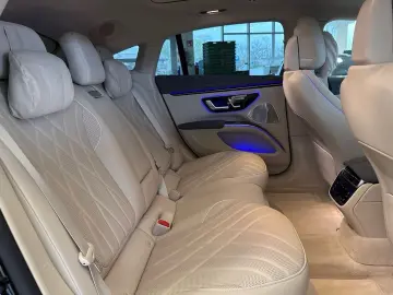 MERCEDES-BENZ EQS 450 4Matic AMG Premium Plus