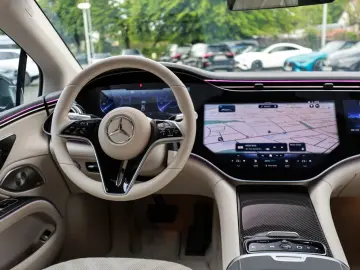 MERCEDES-BENZ EQS 580 4M AMG Sport Premium  Hyperscr…